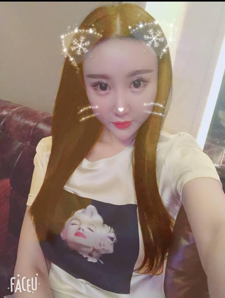 静安区非常乖巧的小表妹