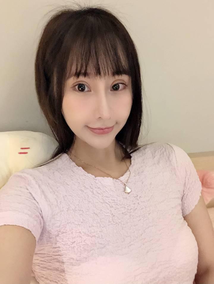 白领丽人，让人浴霸不能