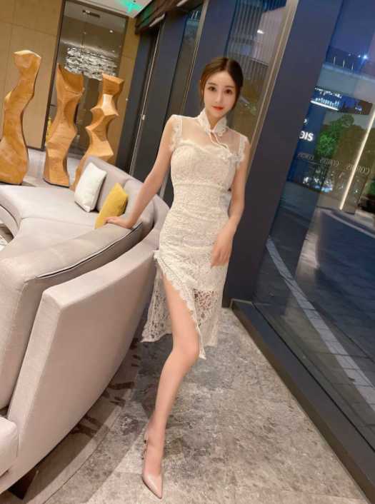 上海 白丝大长腿，有料有颜有汁水